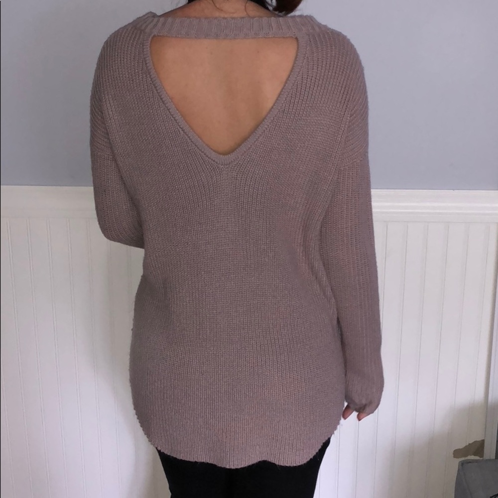 sweater - Picture 2 of 2